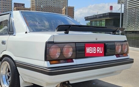 Nissan Skyline, 1986 год, 1 100 000 рублей, 4 фотография