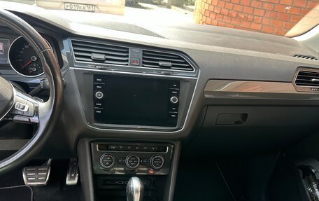 Volkswagen Tiguan II, 2019 год, 3 100 000 рублей, 7 фотография
