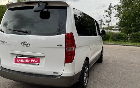 Hyundai Grand Starex Grand Starex I рестайлинг 2, 2014 год, 2 109 000 рублей, 8 фотография