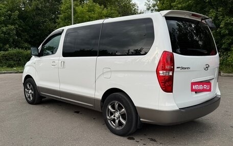 Hyundai Grand Starex Grand Starex I рестайлинг 2, 2014 год, 2 109 000 рублей, 5 фотография