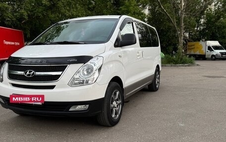 Hyundai Grand Starex Grand Starex I рестайлинг 2, 2014 год, 2 109 000 рублей, 4 фотография