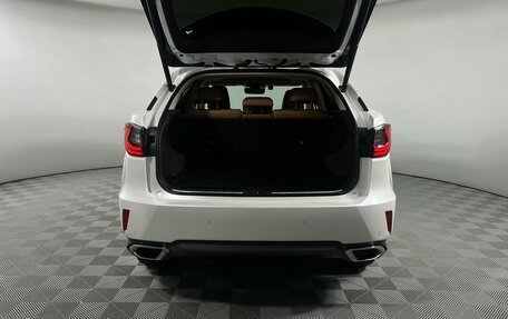 Lexus RX IV рестайлинг, 2019 год, 4 599 000 рублей, 8 фотография
