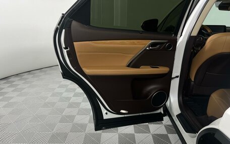 Lexus RX IV рестайлинг, 2019 год, 4 599 000 рублей, 10 фотография