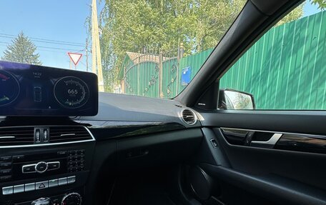 Mercedes-Benz C-Класс, 2011 год, 1 650 000 рублей, 17 фотография