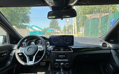 Mercedes-Benz C-Класс, 2011 год, 1 650 000 рублей, 16 фотография