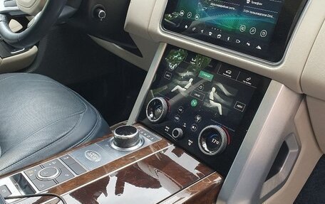 Land Rover Range Rover IV рестайлинг, 2021 год, 11 850 000 рублей, 8 фотография