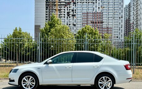 Skoda Octavia, 2020 год, 1 995 000 рублей, 2 фотография