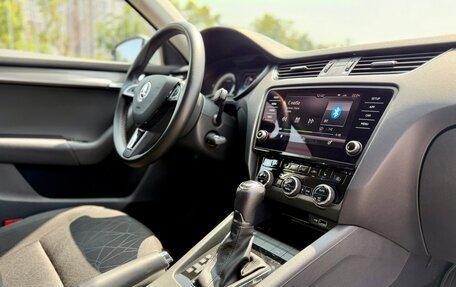 Skoda Octavia, 2020 год, 1 995 000 рублей, 12 фотография