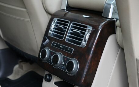 Land Rover Range Rover IV рестайлинг, 2013 год, 3 749 000 рублей, 16 фотография