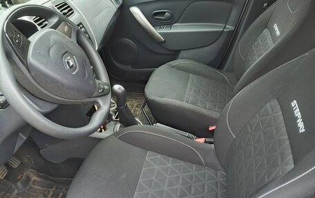 Renault Sandero II рестайлинг, 2016 год, 930 000 рублей, 11 фотография