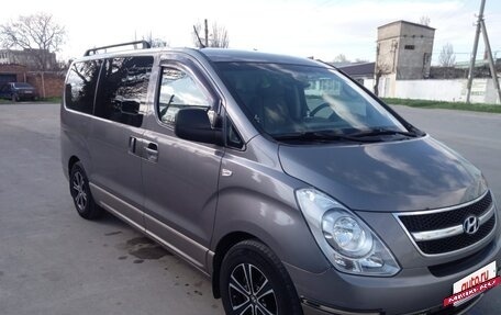 Hyundai H-1 II рестайлинг, 2010 год, 1 550 000 рублей, 9 фотография