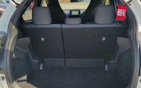 Toyota Yaris, 2021 год, 1 150 000 рублей, 12 фотография