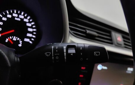 KIA Rio IV, 2022 год, 1 899 000 рублей, 20 фотография