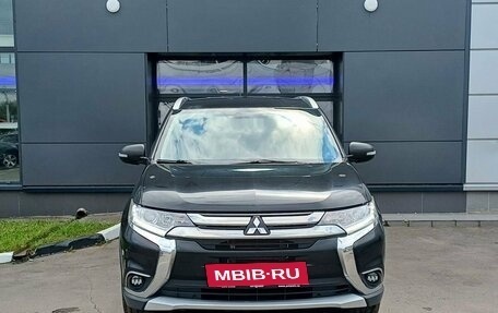 Mitsubishi Outlander III рестайлинг 3, 2015 год, 1 379 000 рублей, 2 фотография
