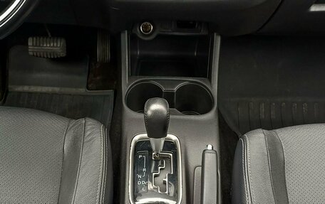 Mitsubishi Outlander III рестайлинг 3, 2015 год, 1 379 000 рублей, 15 фотография