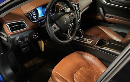 Maserati Ghibli, 2014 год, 3 900 000 рублей, 4 фотография