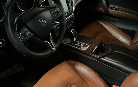 Maserati Ghibli, 2014 год, 3 900 000 рублей, 12 фотография