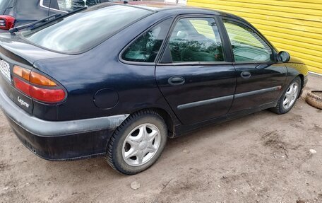 Renault Laguna II, 2000 год, 250 000 рублей, 5 фотография