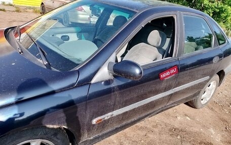 Renault Laguna II, 2000 год, 250 000 рублей, 7 фотография