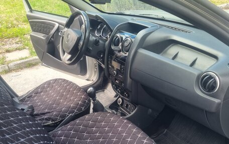 Renault Duster I рестайлинг, 2017 год, 950 000 рублей, 13 фотография