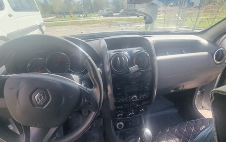 Renault Duster I рестайлинг, 2017 год, 950 000 рублей, 17 фотография
