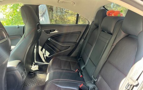 Mercedes-Benz CLA, 2018 год, 2 080 000 рублей, 10 фотография