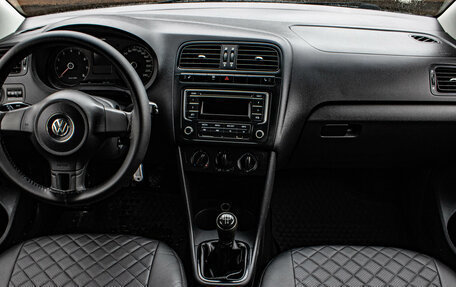 Volkswagen Polo VI (EU Market), 2013 год, 849 000 рублей, 5 фотография