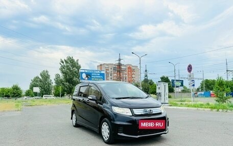 Honda Freed I, 2012 год, 1 059 000 рублей, 4 фотография