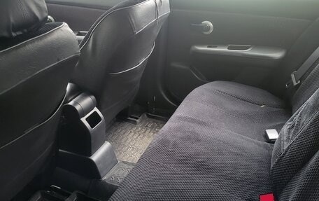 Nissan Tiida, 2010 год, 900 000 рублей, 12 фотография