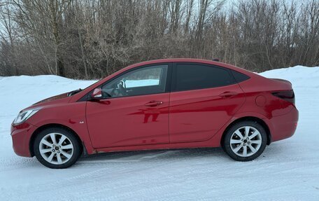 Hyundai Solaris II рестайлинг, 2012 год, 750 000 рублей, 5 фотография