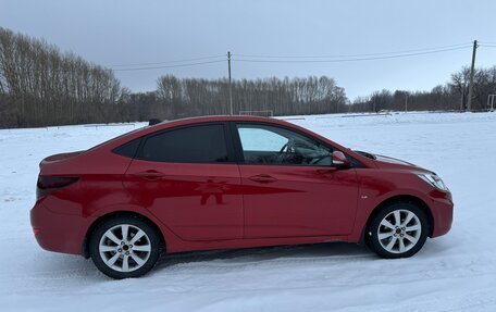Hyundai Solaris II рестайлинг, 2012 год, 750 000 рублей, 4 фотография