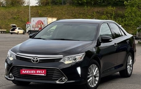 Toyota Camry, 2015 год, 2 000 000 рублей, 15 фотография
