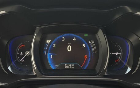 Renault Koleos II, 2017 год, 2 200 000 рублей, 17 фотография