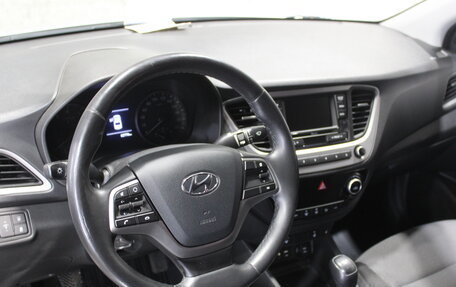 Hyundai Solaris II рестайлинг, 2018 год, 1 269 000 рублей, 10 фотография