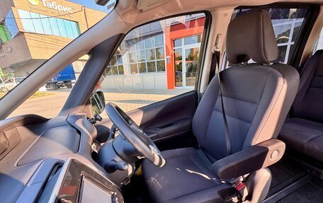 Nissan Serena IV, 2019 год, 2 000 000 рублей, 14 фотография