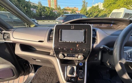 Nissan Serena IV, 2019 год, 2 000 000 рублей, 21 фотография
