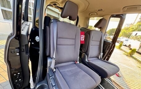 Nissan Serena IV, 2019 год, 2 000 000 рублей, 23 фотография