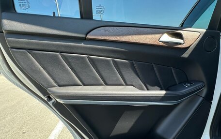 Mercedes-Benz GL-Класс, 2013 год, 2 400 000 рублей, 15 фотография