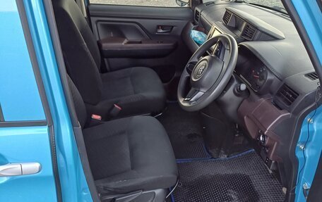 Toyota Roomy I, 2018 год, 800 000 рублей, 6 фотография
