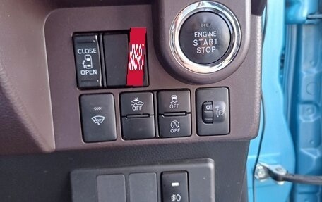 Toyota Roomy I, 2018 год, 800 000 рублей, 17 фотография