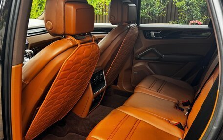 Porsche Cayenne III, 2019 год, 8 000 000 рублей, 15 фотография