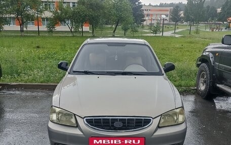 Hyundai Accent II, 2011 год, 330 000 рублей, 2 фотография