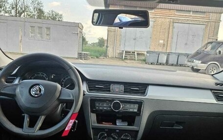 Skoda Rapid I, 2018 год, 900 000 рублей, 5 фотография