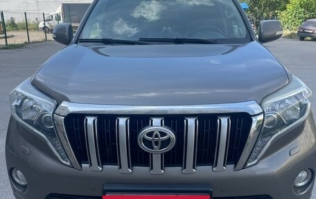 Toyota Land Cruiser Prado 150 рестайлинг 2, 2013 год, 2 700 000 рублей, 7 фотография