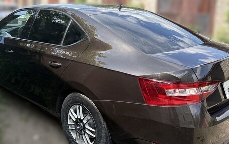 Skoda Superb III рестайлинг, 2016 год, 1 599 999 рублей, 4 фотография