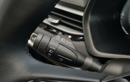 Geely Emgrand, 2024 год, 1 690 000 рублей, 15 фотография