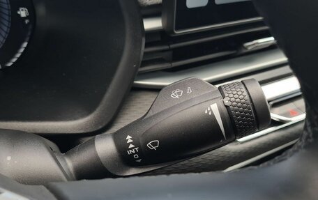 Geely Emgrand, 2024 год, 1 690 000 рублей, 16 фотография