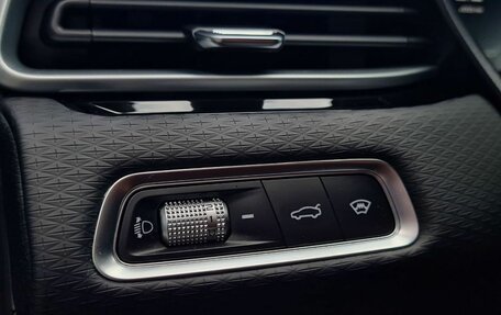 Geely Emgrand, 2024 год, 1 690 000 рублей, 19 фотография
