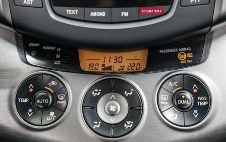 Toyota RAV4, 2011 год, 1 647 000 рублей, 17 фотография