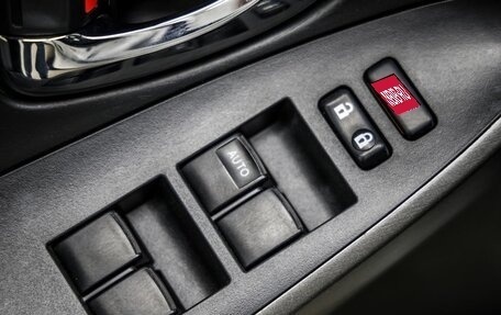 Toyota RAV4, 2011 год, 1 647 000 рублей, 26 фотография